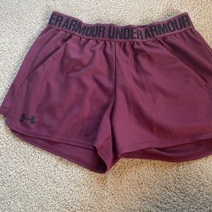 GUC Small under armour running shorts